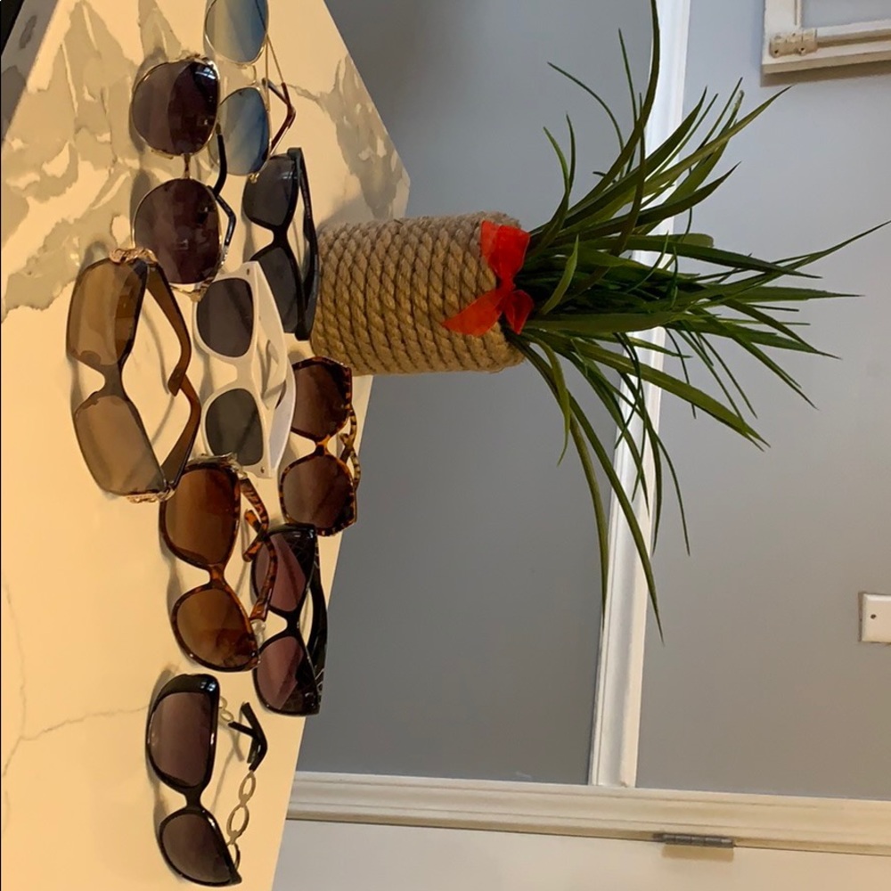 Lot of 9 sunglasses